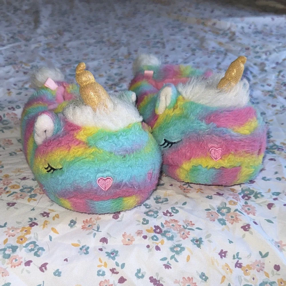 wonder nation Multicolor Rainbow Unicorn Plush Slippers with Gold Horns